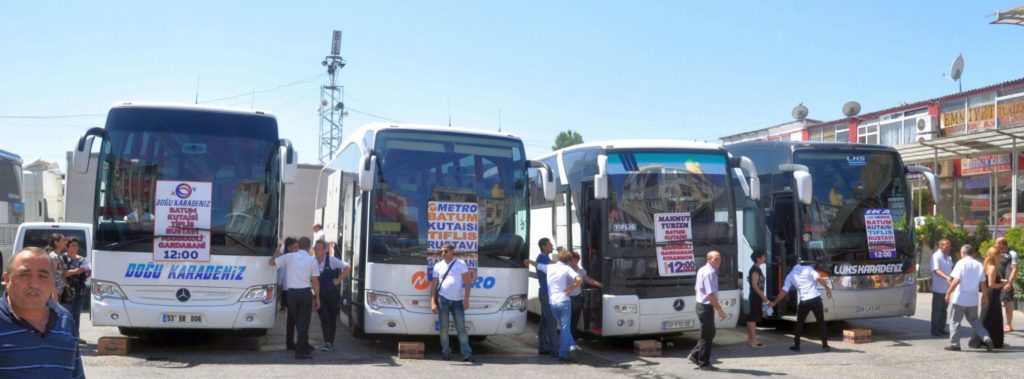 Z Instanbulu do Gruzie jede několik autobusových společností. Rozdíly mezi nimi jsou propastné.