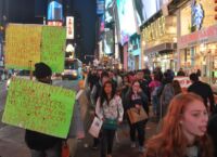 750 milionů dolarů.