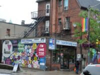 Queer čtvrť Church-Wellesley Village